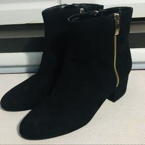 Liz Claiborne 2” Block Heel Zip Bootie Black Wide